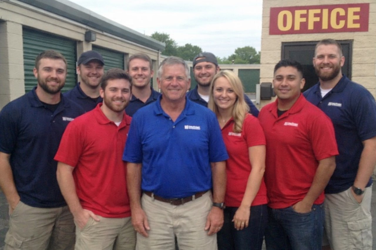 Water damage restoration professionals in Long Beach, CA